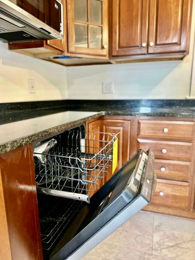 Building Photo - 4 Prospect Pl