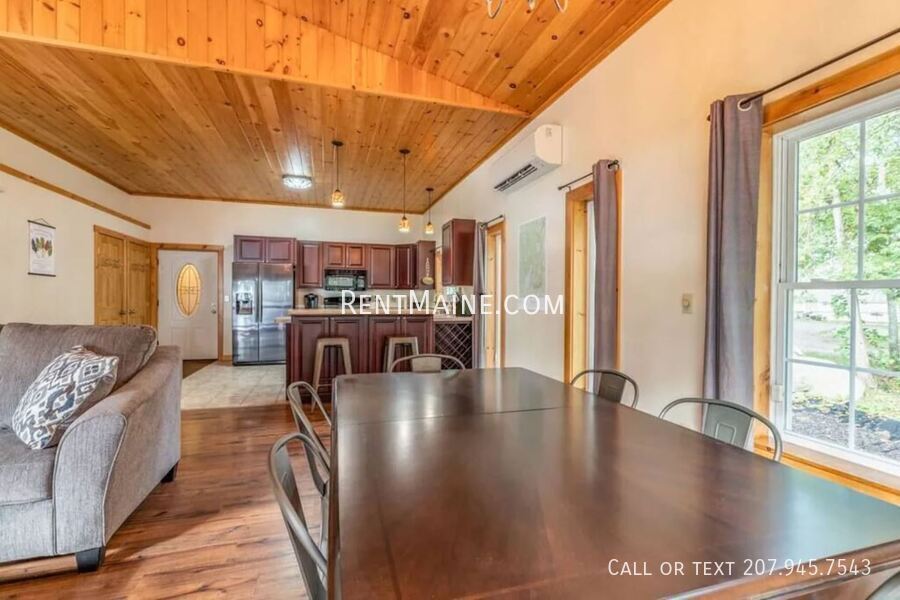 Building Photo - 10 Sand Beach Ln