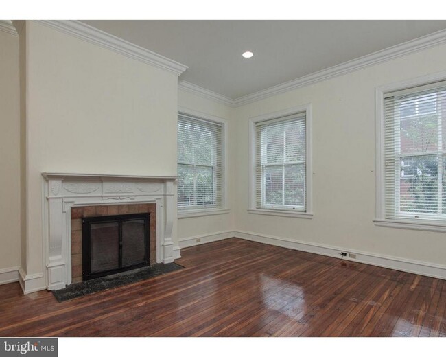 Building Photo - 317-19 S 20th St