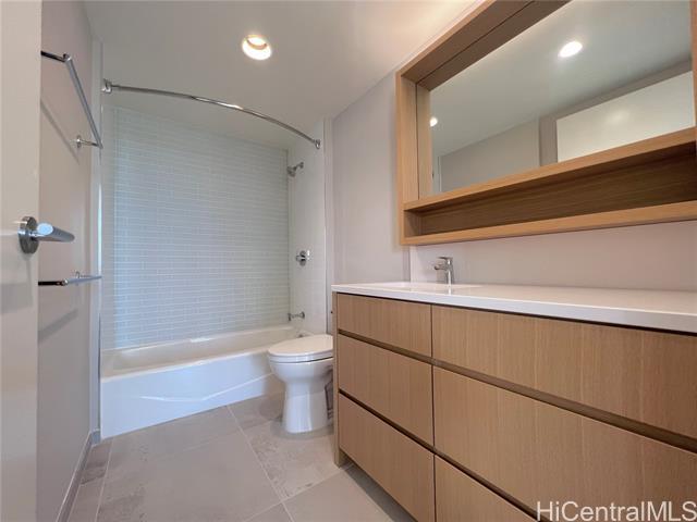 Building Photo - 1388 Kapiolani Blvd