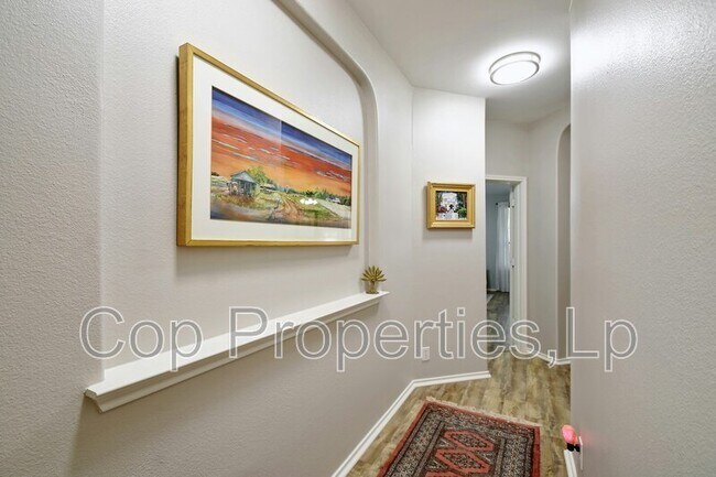 Building Photo - 2818 Crusader Bend