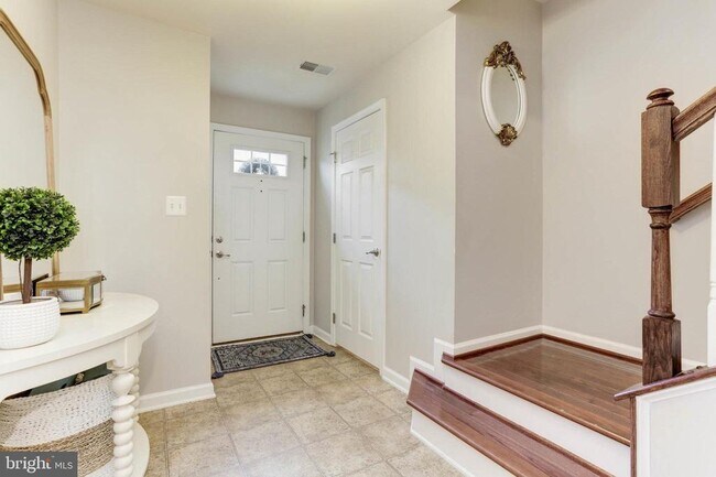 Building Photo - 7359 Matchbox Alley