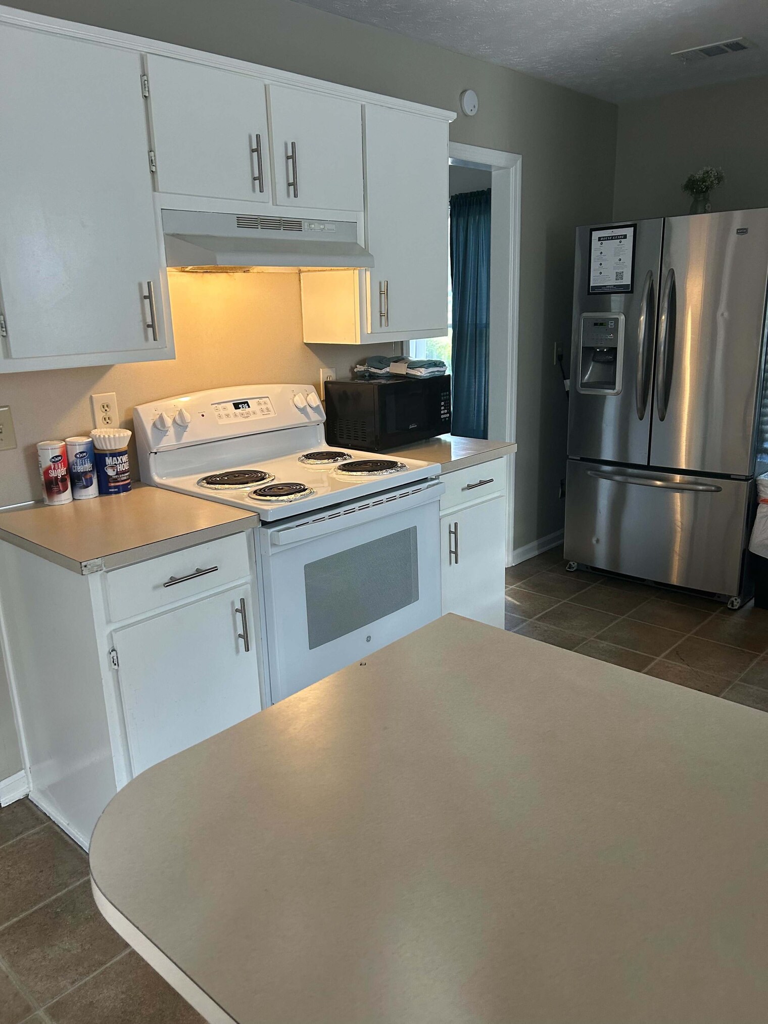 Building Photo - 1930 16th Ave