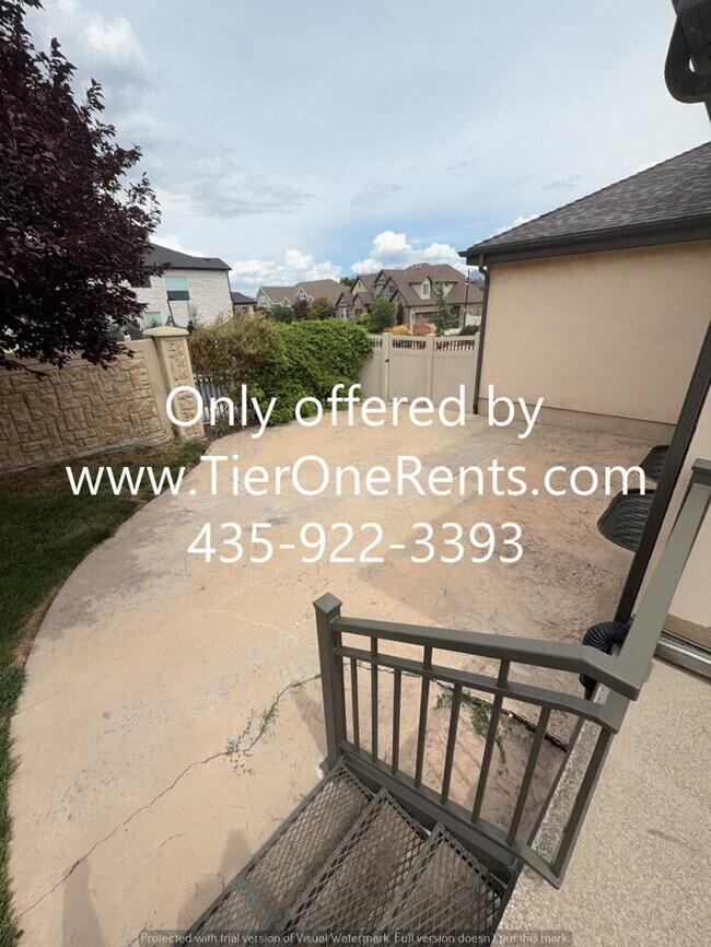 Building Photo - NO DEPOSIT option available for qualified renters!