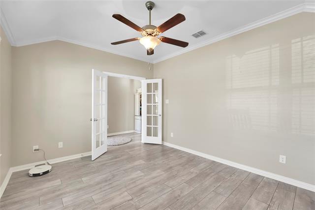 Building Photo - 16601 Lincoln Park Ln