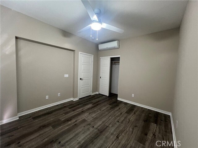 Building Photo - 177 Magnet