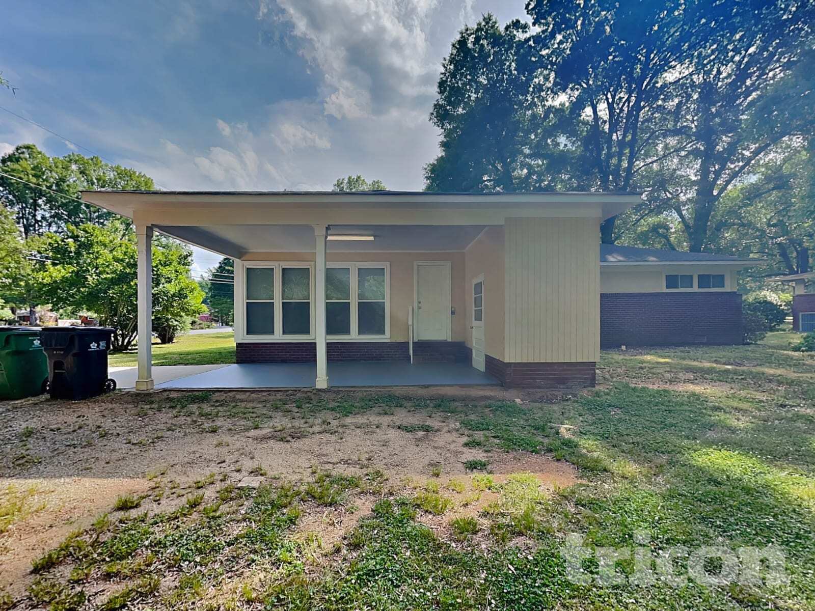 Building Photo - 1141 Dooley Dr