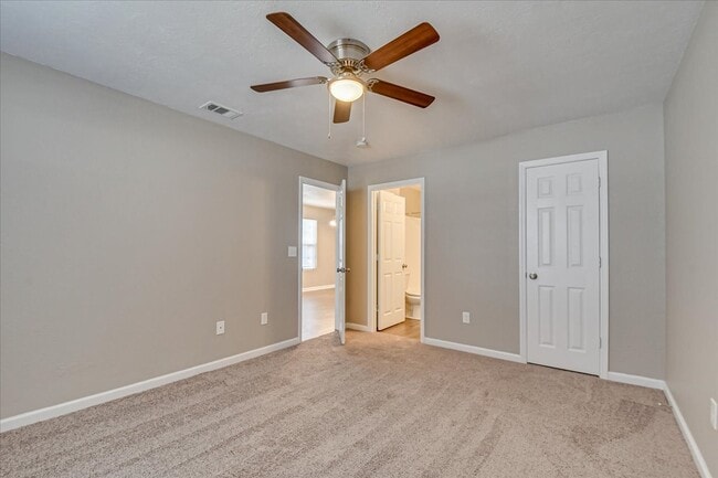 Building Photo - 2019 Buckhaven Way