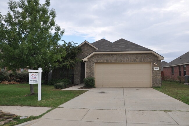 Primary Photo - 409 Northbrook Ave