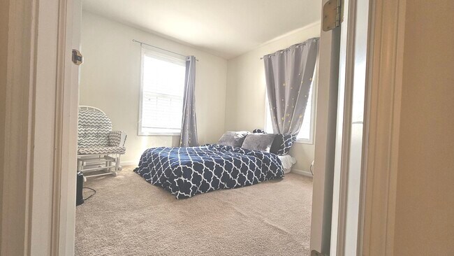 Building Photo - 1268 Bradley Cir