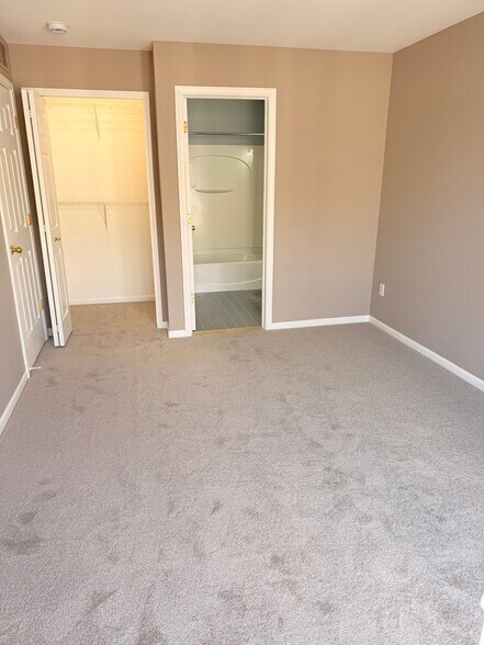 Building Photo - 1159 Beaver Run