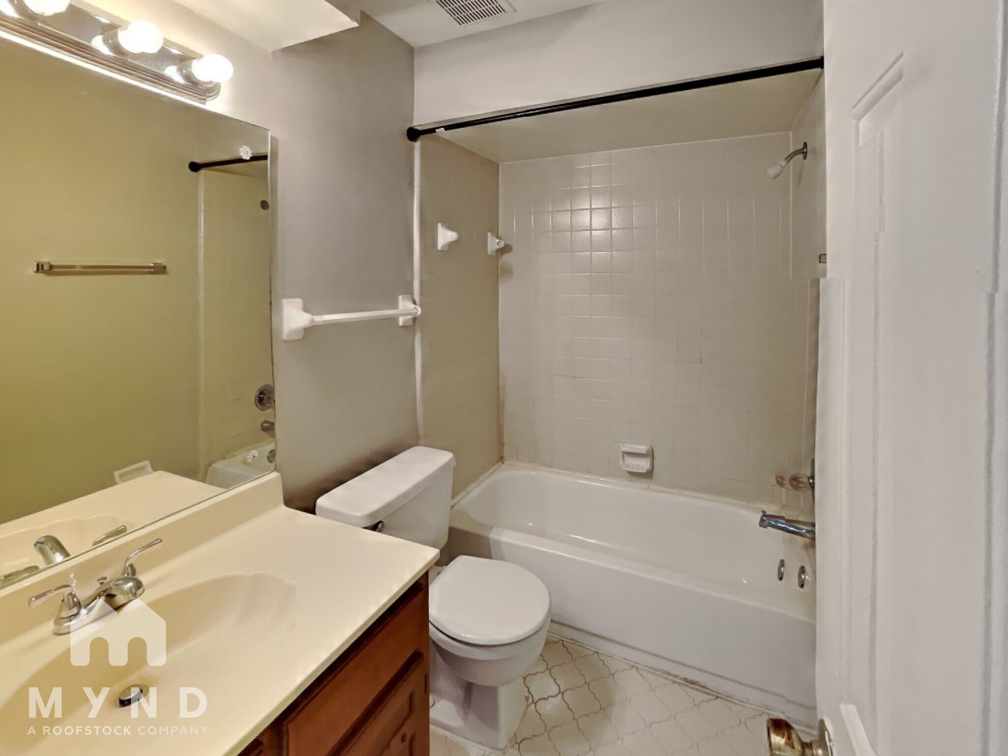 Building Photo - 7376 Charbark Point