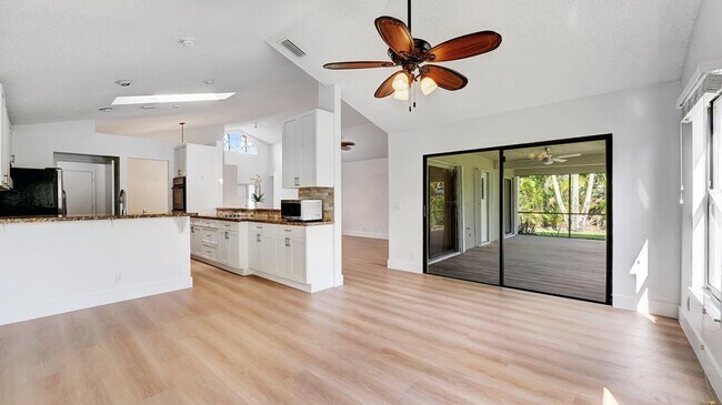 Building Photo - 22557 Swordfish Dr