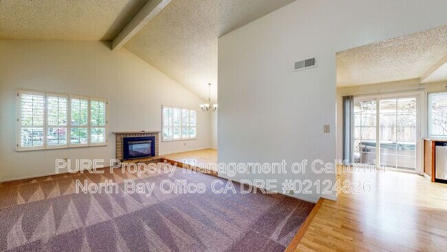 Building Photo - 1321 Berrydale Dr