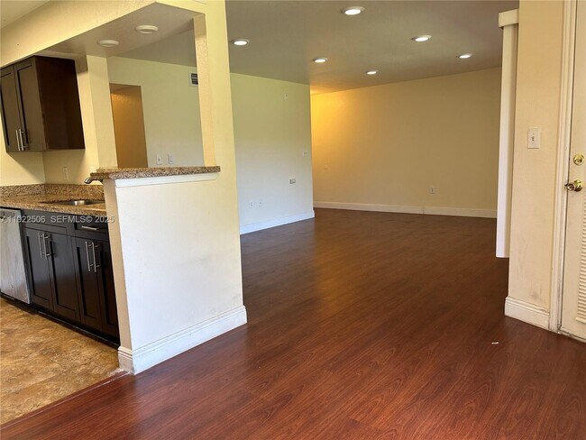 Building Photo - 2627 NW 33rd St