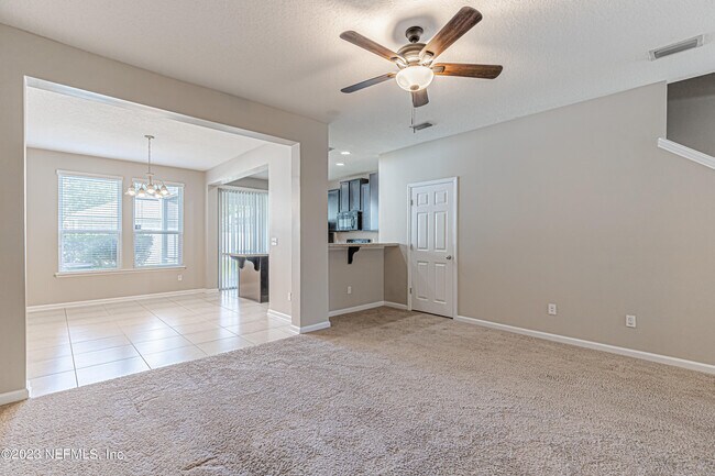 Building Photo - 3861 Aubrey Ln