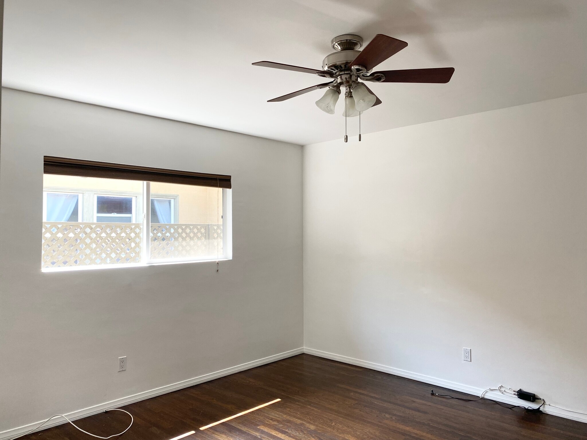 Building Photo - 2215 Harriman Ln