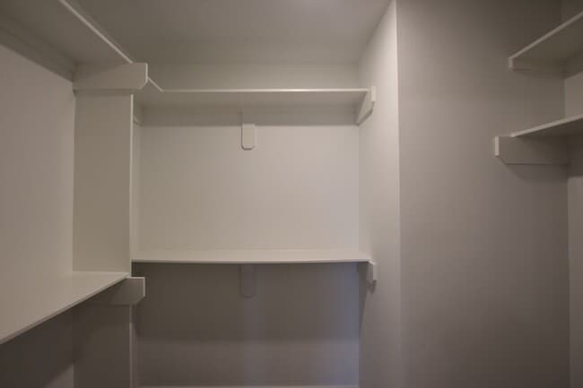 Building Photo - Tour Today! 2 Bedroom 2 Bath Townhome! Whitehouse ISD!