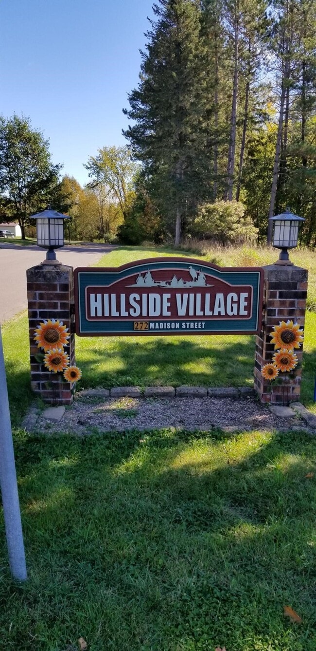 Primary Photo - Hillside Village