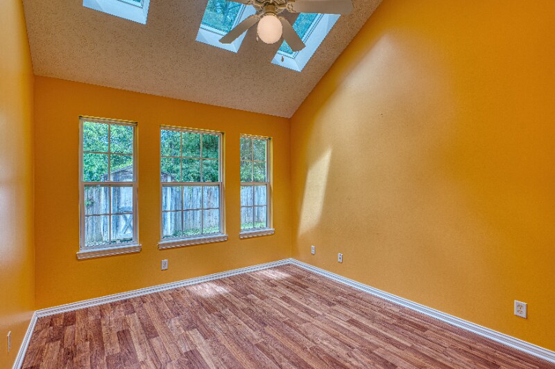 Building Photo - 5819 River Walk Cir