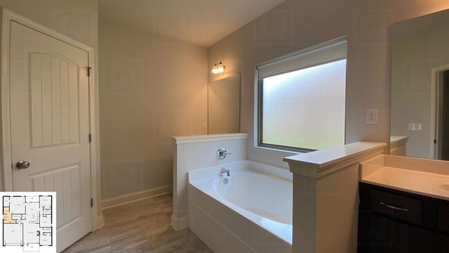 Building Photo - 4 Bedroom 3 Bath Home in Bessemer/McCalla Area