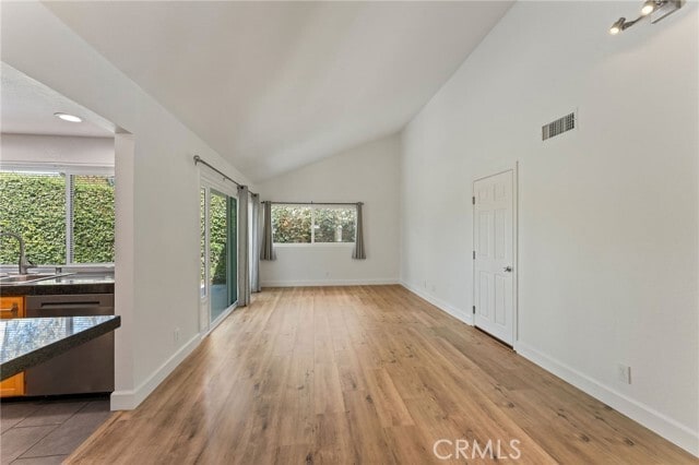 Building Photo - 26942 Fort Apache Cir