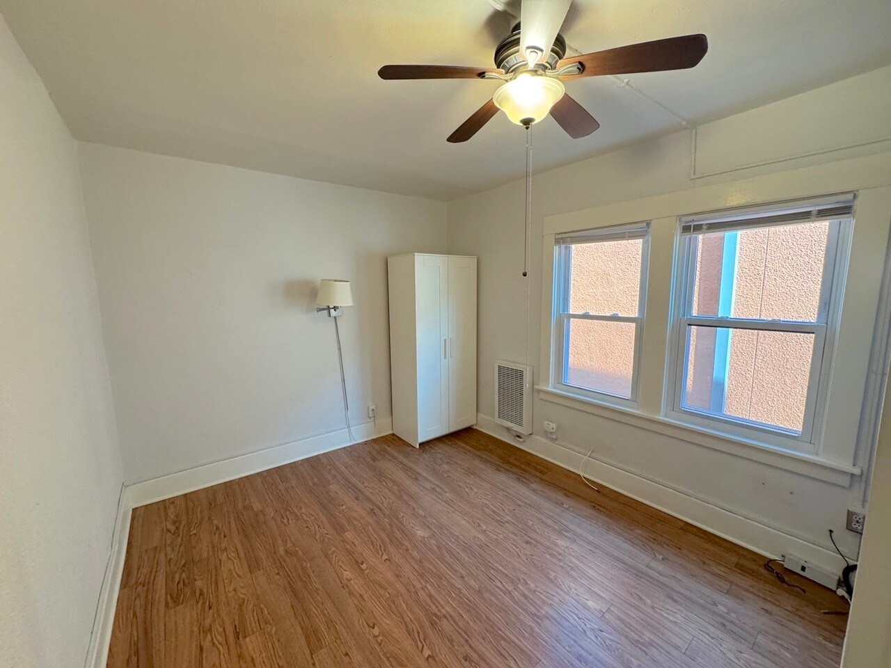 Building Photo - 40 Brooks Ave