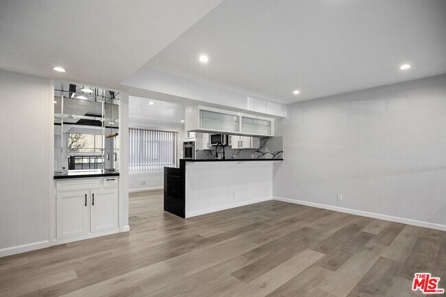 Building Photo - 4631 Alla Rd