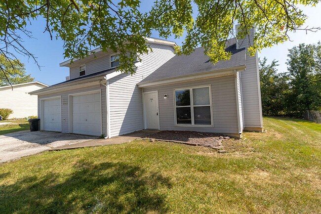 Primary Photo - 7300 N Moberly Dr