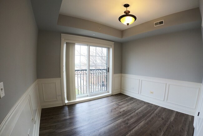 Building Photo - 10765 Clock Tower Dr