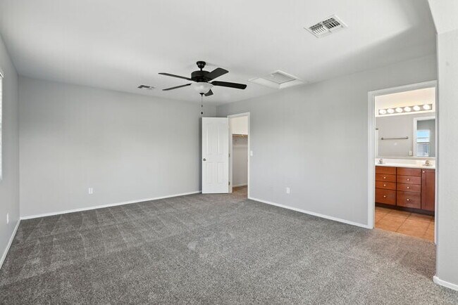 Building Photo - 21116 Avenida Del Valle Ct