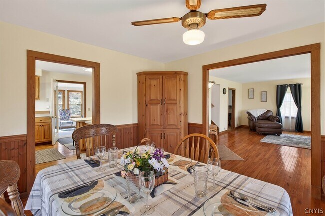 Building Photo - 3756 Oak Hill Rd