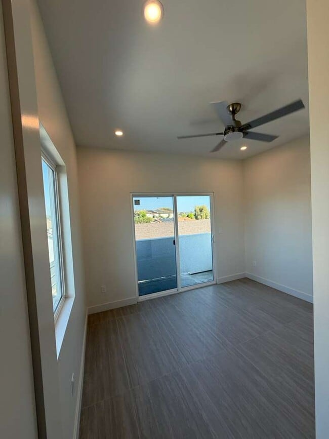 Building Photo - 3328 Altadena Ave.