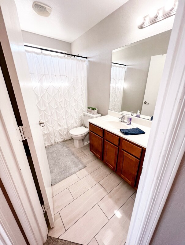 Building Photo - 2719 W Angel Way