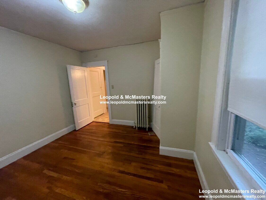 Building Photo - 65 Tremont St