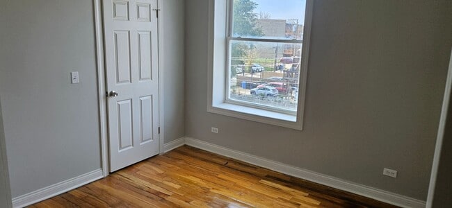 Building Photo - 4157 W Adams St - Unit 4159-3