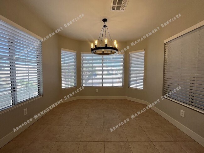 Building Photo - 16261 N 91st Dr