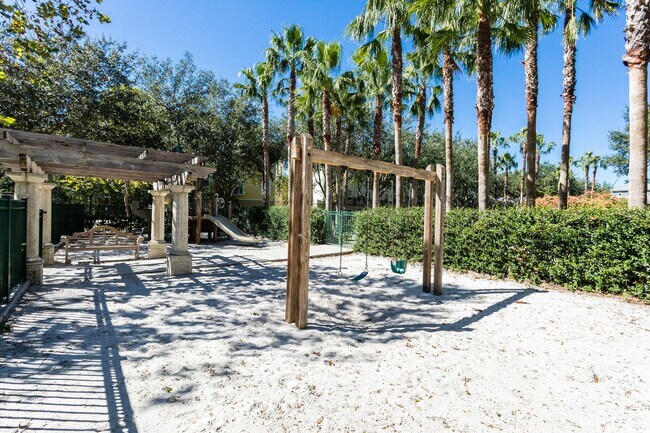 Building Photo - 770-307 Siena Palm Drive