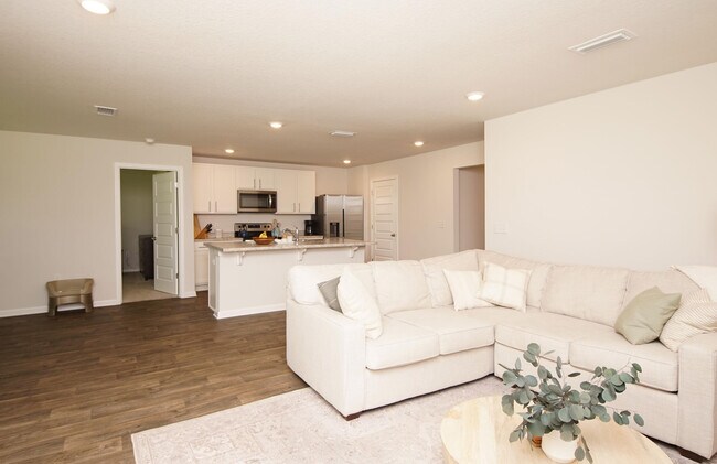 Building Photo - 334 This Way