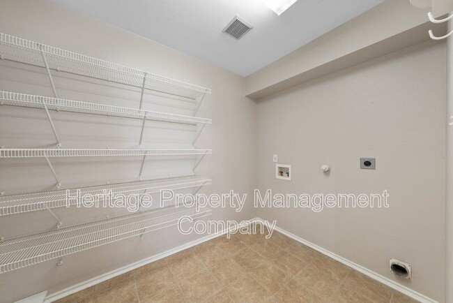 Building Photo - 659 Coral Harbor