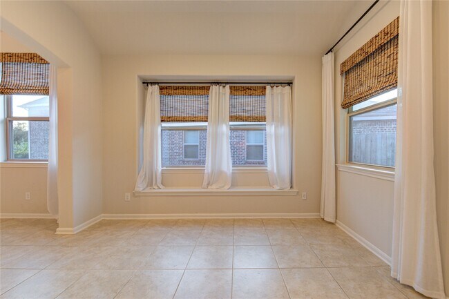 Building Photo - 13227 Clover Creek Point Ln