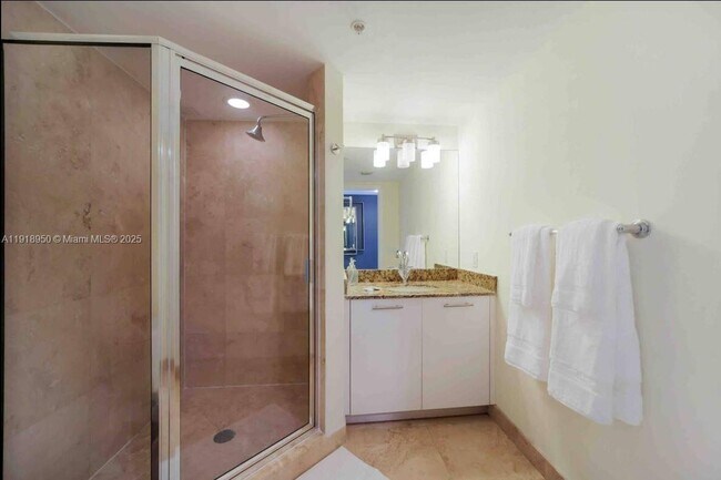 Building Photo - 41 SE 5th St