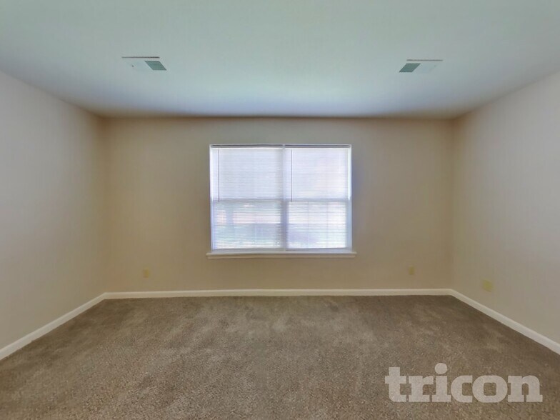 Building Photo - 903 Moonlight Ct