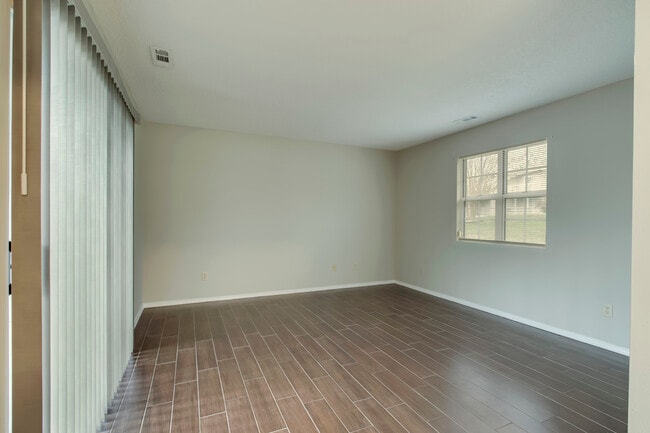 Building Photo - 205 Chota View Cir