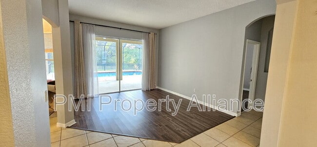 Building Photo - 640 Brookfield Pl