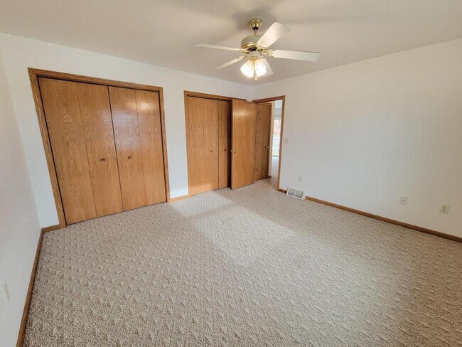 Building Photo - 6913 Feith Ave