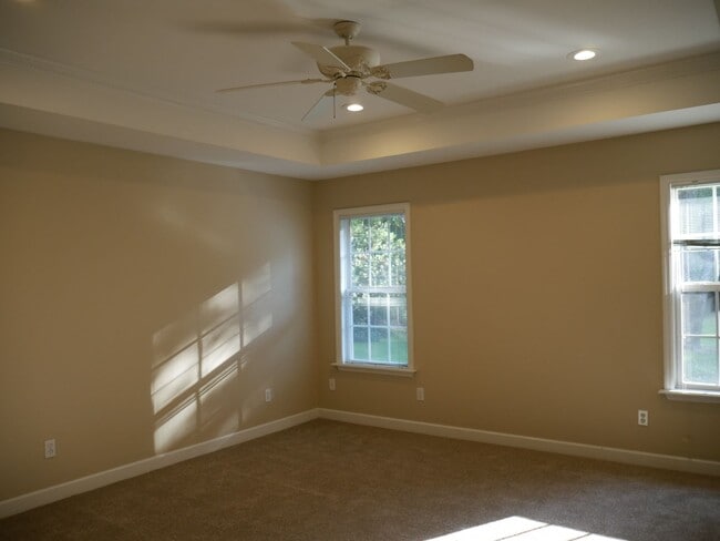 Building Photo - Beautiful Home in Hahira!!