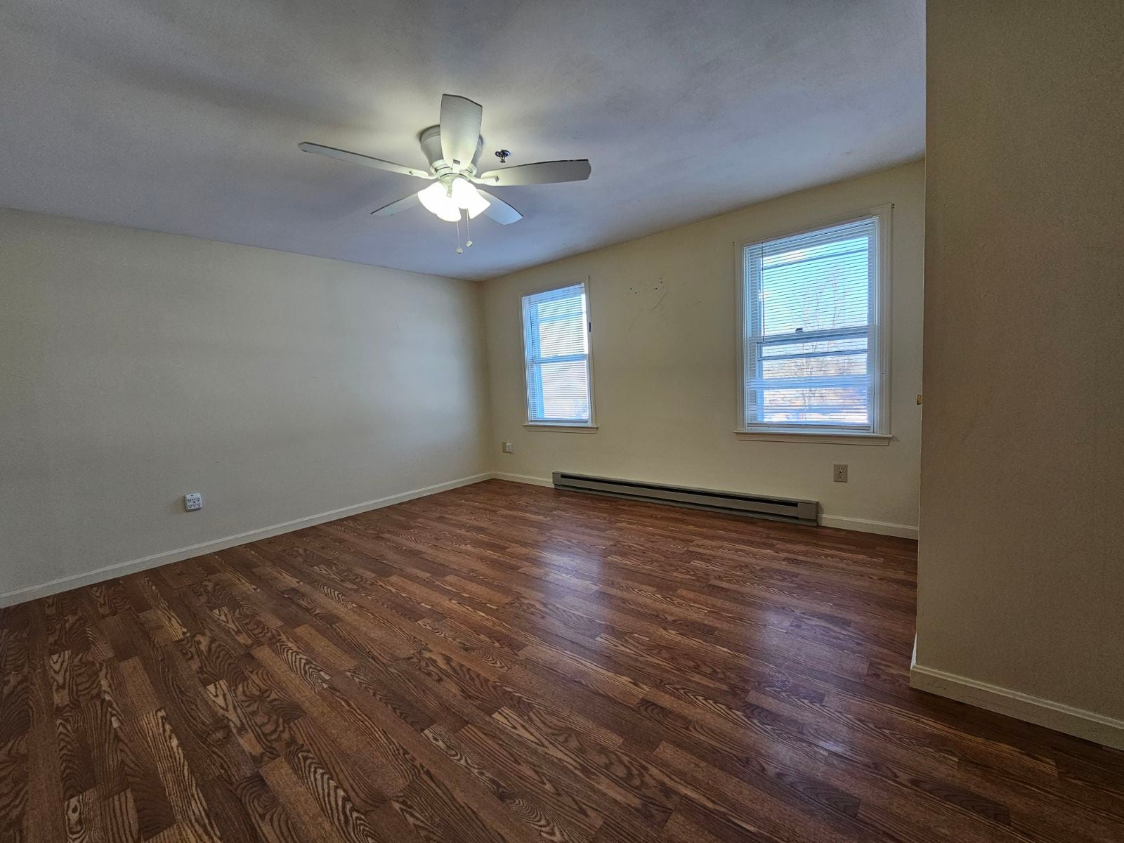 Building Photo - 27 Candlewood Ln