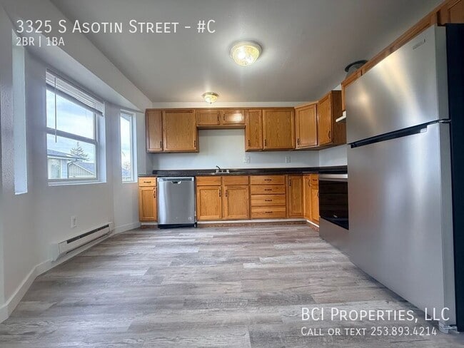 Building Photo - 3325 S Asotin St