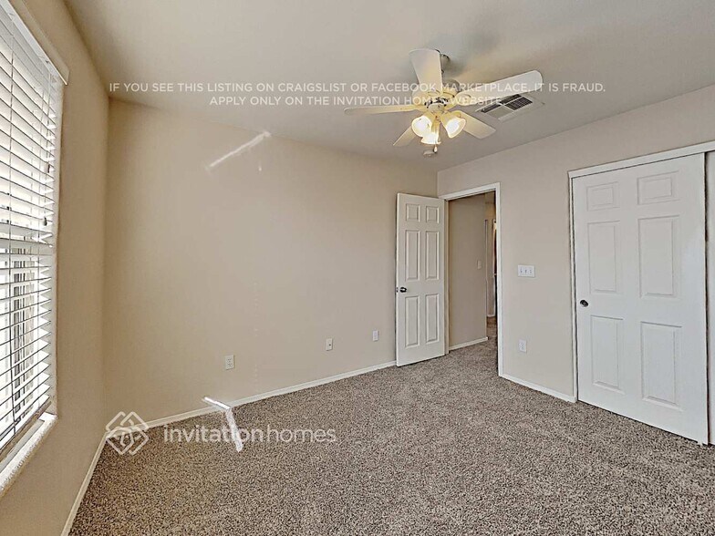 Building Photo - 10325 Adrianna Ave
